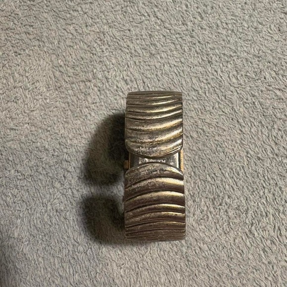 Vintage Geneva Clamp Band watch - Picture 3 of 4